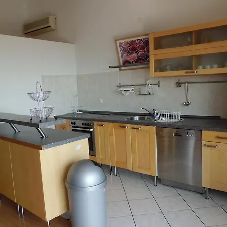 Viskovic Apartment *